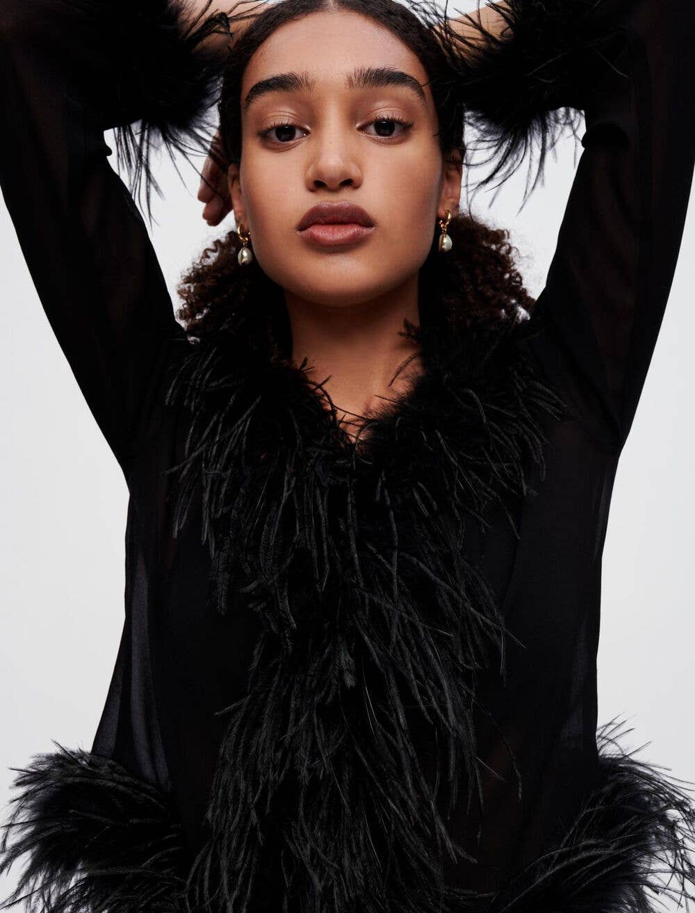 Black Alice Ostrich Feather Cuffs